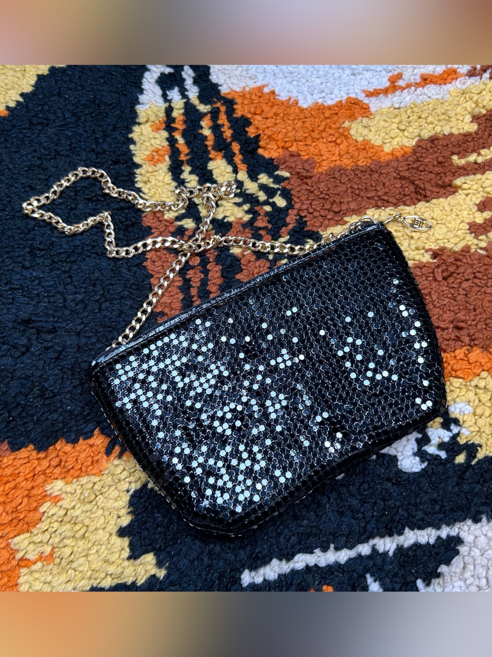 Killer, metal mesh chain strap purse!!